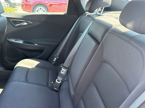 Used 2024 Chevrolet Malibu LT FWD image 18