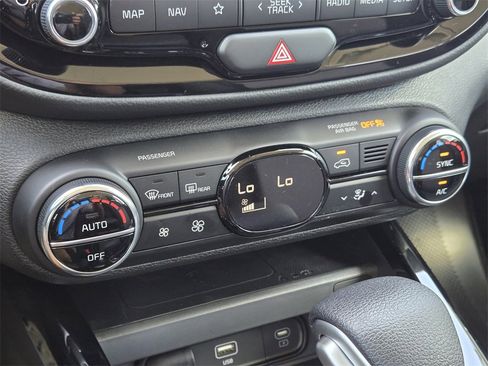 New 2025 Kia Soul S image 14