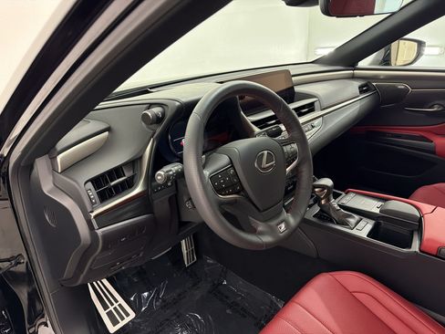 Certified 2020 Lexus ES 350 F Sport w/ Accessory Package 2 FWD image 4