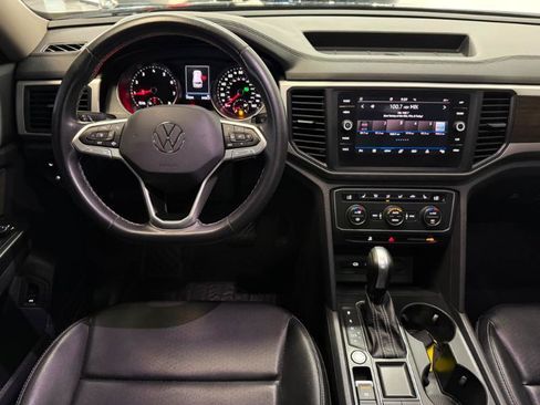 Used 2021 Volkswagen Atlas SE FWD image 16