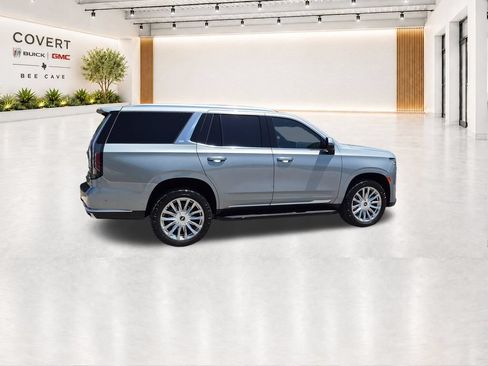 Used 2023 Cadillac Escalade Premium Luxury w/ LPO, Floor Liner Package AWD/4WD image 12