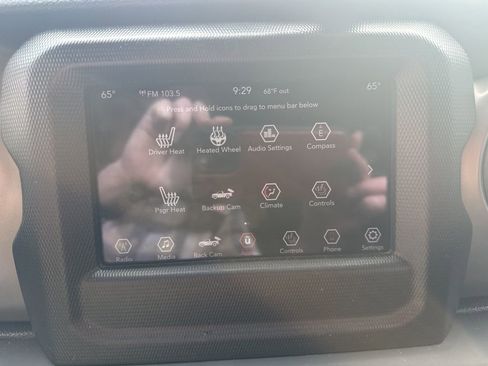 Used 2020 Jeep Gladiator Sport w/ Quick Order Package 24S image 16