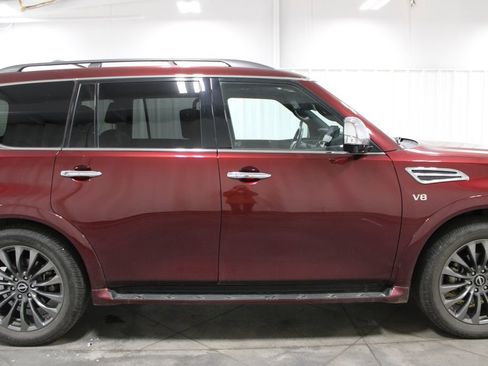 Used 2022 Nissan Armada Platinum w/ Captain's Chairs Package image 11