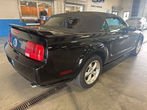 Used 2007 Ford Mustang GT image 9