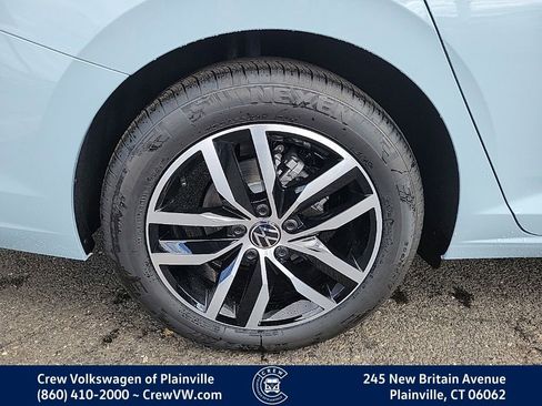 New 2026 Volkswagen Jetta SE FWD image 19