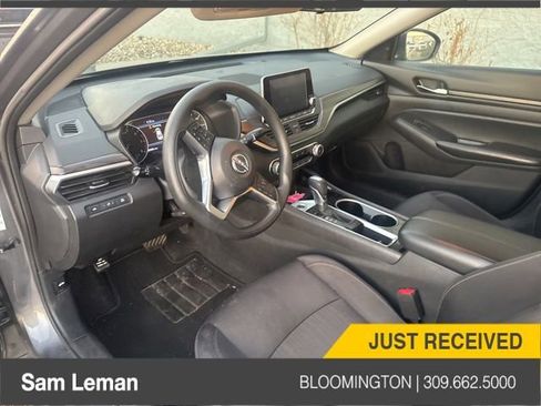 Used 2024 Nissan Altima 2.5 SV image 7