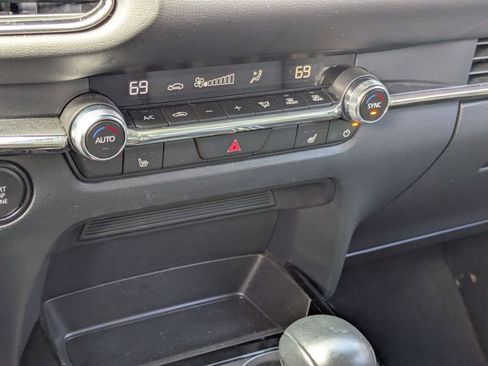 Used 2025 MAZDA CX-30 AWD 2.5 S w/ Preferred Package image 22