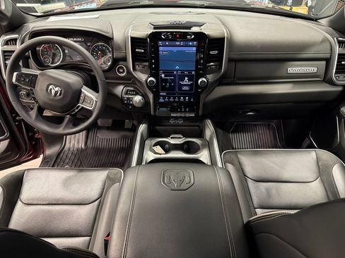 Used 2025 RAM 1500 Laramie w/ Sport Appearance Package AWD/4WD image 5