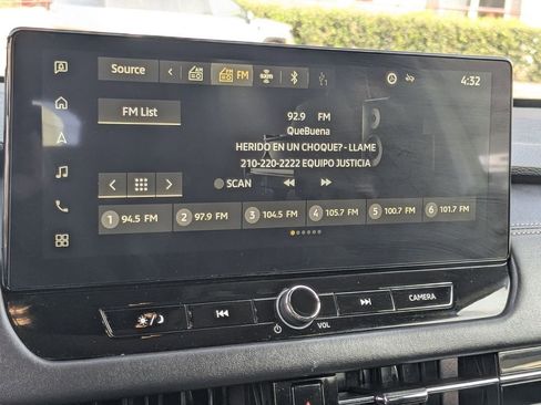 Used 2025 Mitsubishi Outlander SE AWD/4WD image 18