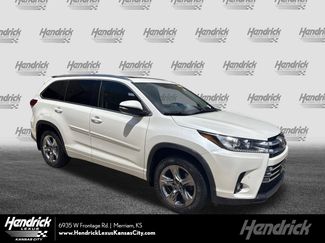Used 2019 Toyota Highlander Limited Platinum AWD/4WD video 1