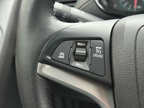 Used 2020 Chevrolet Trax LT w/ Driver Confidence Package image 16