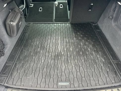 Certified 2026 Jaguar F-PACE R-Dynamic S AWD/4WD image 14