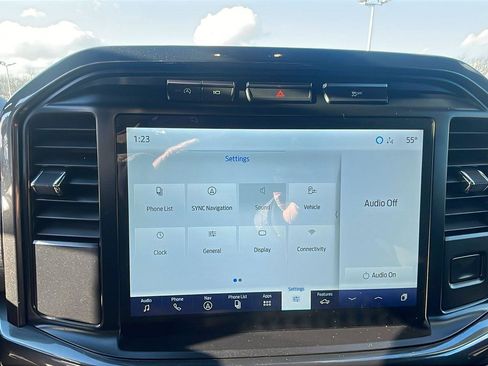 Used 2021 Ford F150 XLT w/ Equipment Group 302A High image 18