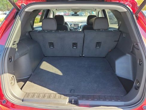 Used 2023 Chevrolet Equinox LT image 9