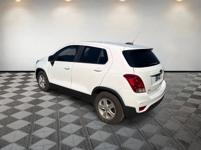 Used 2019 Chevrolet Trax LS w/ Tint and Cruise Package FWD image 8