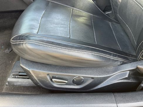 Used 2017 Ford Mustang GT Premium image 14