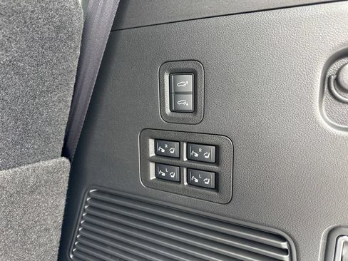 New 2026 INFINITI QX80 4WD w/ Sport Exterior Package image 29