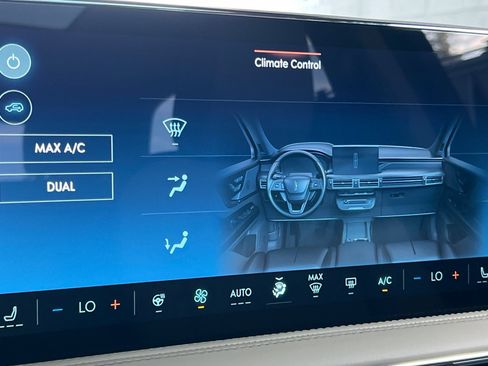 New 2025 Lincoln Corsair Reserve w/ Jet Appearance Package image 19