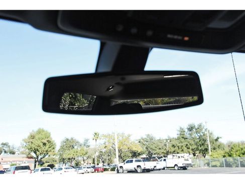 Used 2021 GMC Sierra 1500 AT4 image 25