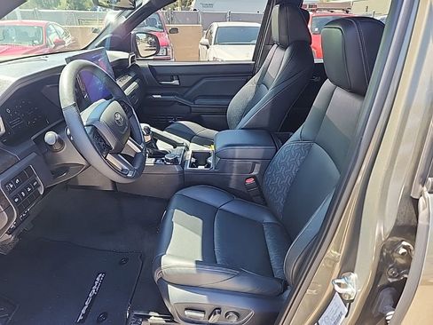 Used 2025 Toyota Tacoma Limited image 10