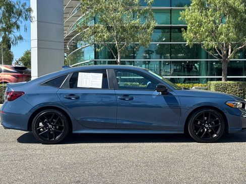 Certified 2025 Honda Civic Sport image 3