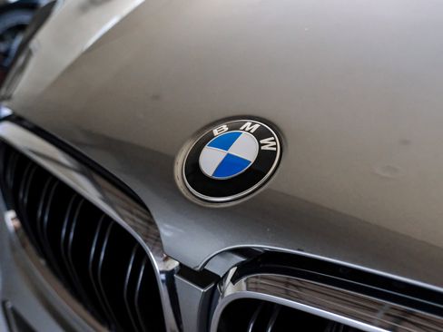 Used 2017 BMW X6 M AWD/4WD image 51