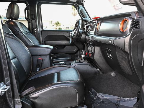 Used 2021 Jeep Gladiator Mojave image 17
