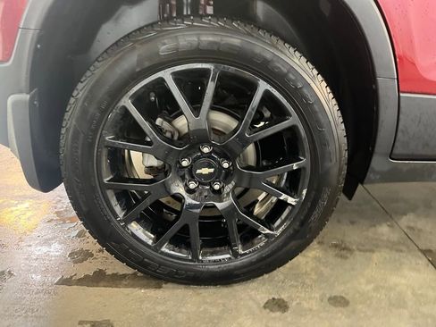 Used 2021 Chevrolet Trax LT w/ Sport Edition AWD/4WD image 31