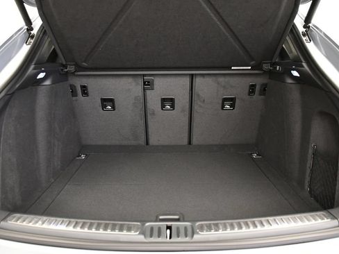 Certified 2026 Porsche Macan AWD/4WD image 57