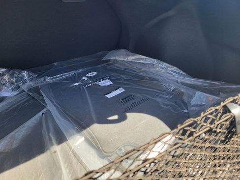 New 2025 Hyundai Elantra SEL w/ Cargo Package image 34