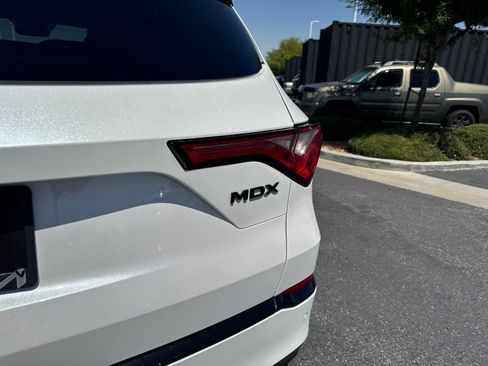 Used 2023 Acura MDX FWD w/ Technology Package image 8