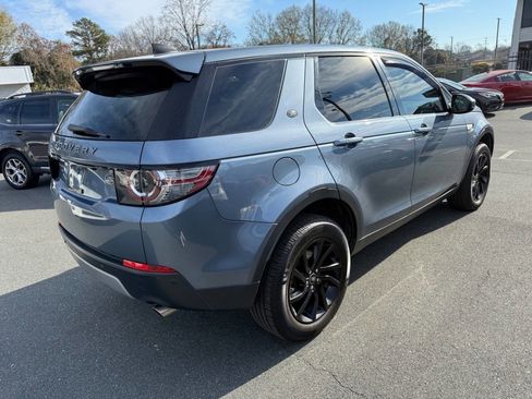 Used 2019 Land Rover Discovery Sport HSE image 4
