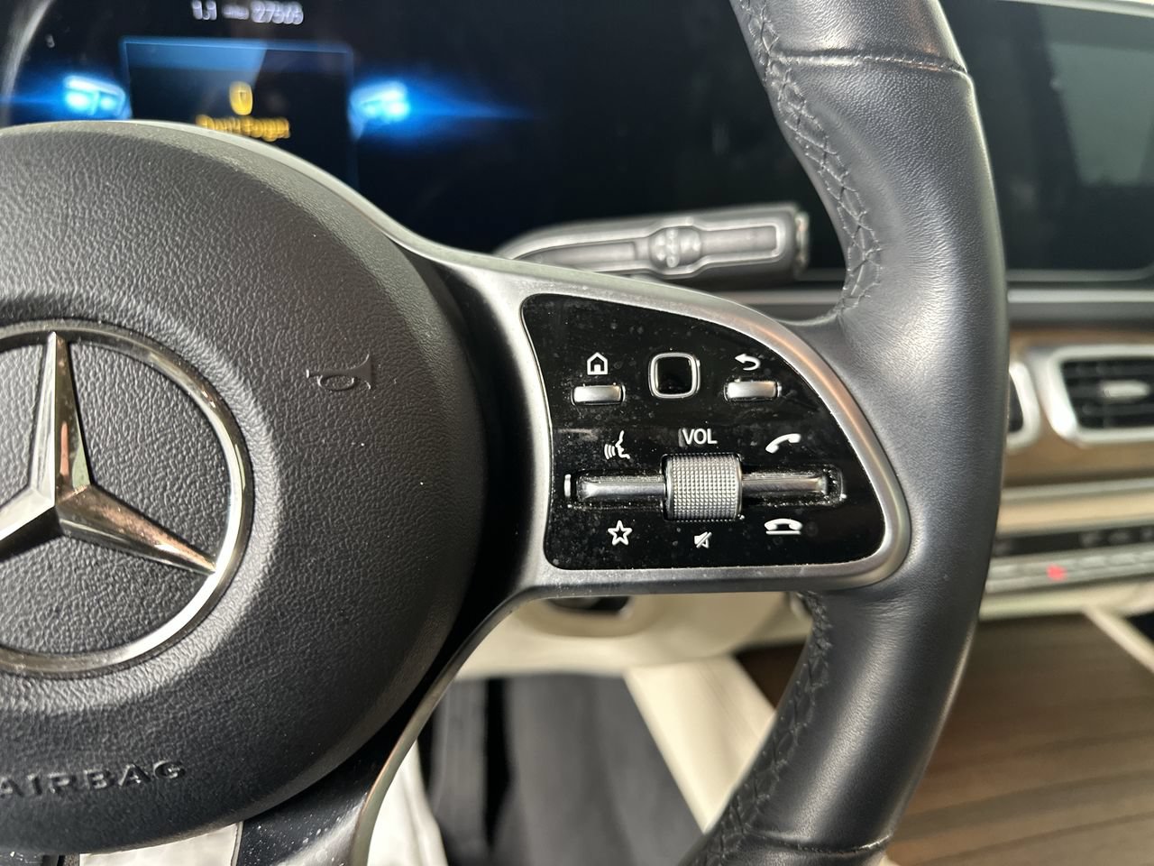 Used 2023 Mercedes-Benz GLE 450 4MATIC image 7