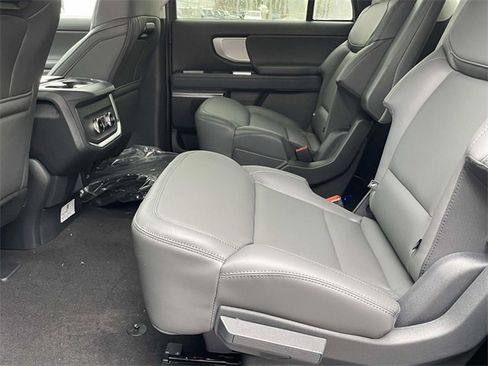 New 2026 Ford Expedition Max Active image 19