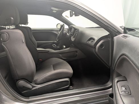 Used 2020 Dodge Challenger R/T image 14