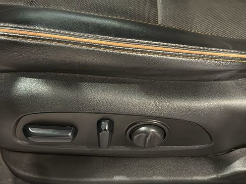 Used 2023 GMC Acadia AT4 w/ Technology Package image 26