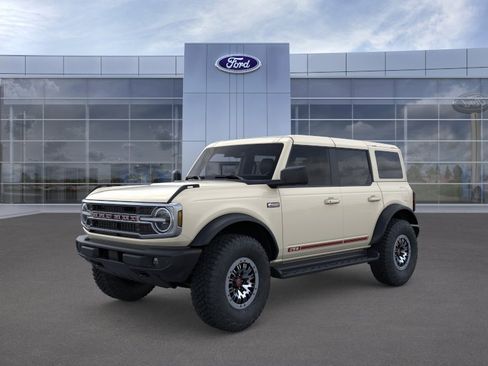 New 2026 Ford Bronco Outer Banks AWD/4WD image 1