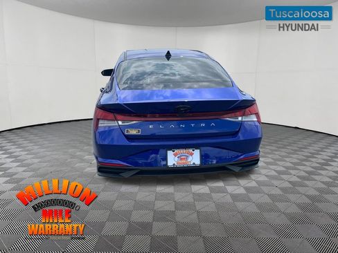 Used 2021 Hyundai Elantra SEL w/ Convenience Package FWD image 7