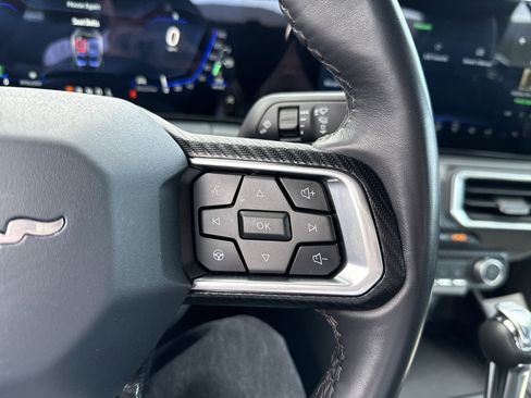 Used 2025 Ford Mustang Premium RWD image 19