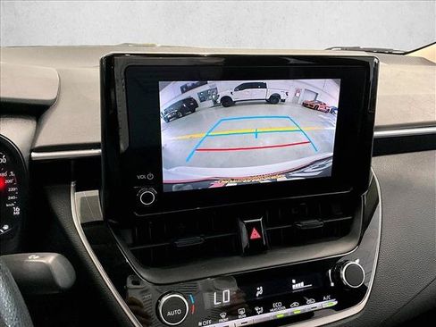 Used 2024 Toyota Corolla LE FWD image 23