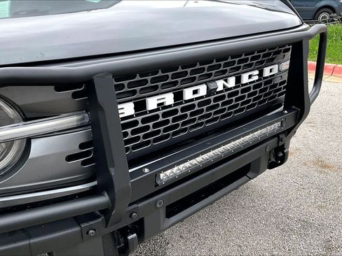 Used 2023 Ford Bronco Badlands w/ Sasquatch Package AWD/4WD image 29