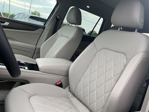 New 2026 Volkswagen Atlas SEL Premium R-Line AWD/4WD image 14