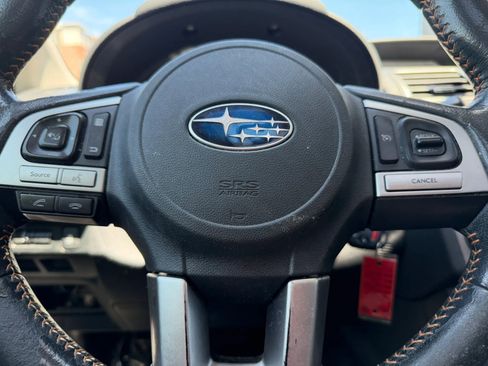 Used 2016 Subaru Crosstrek 2.0i Premium w/ Moonroof Package AWD/4WD image 15