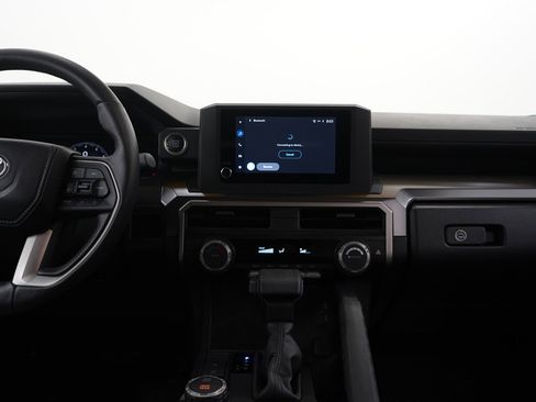 Used 2025 Toyota 4Runner SR5 image 14