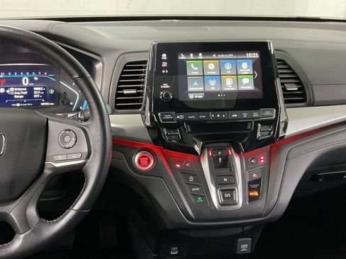 Used 2024 Honda Odyssey Sport image 13