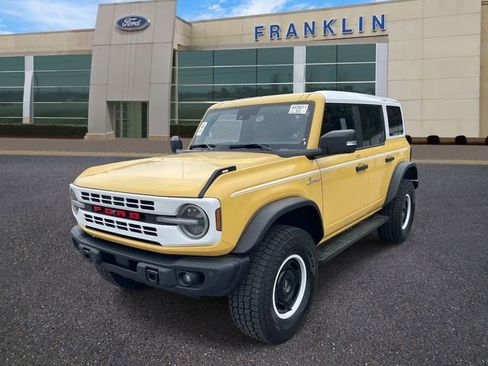 Certified 2023 Ford Bronco Heritage Edition image 3