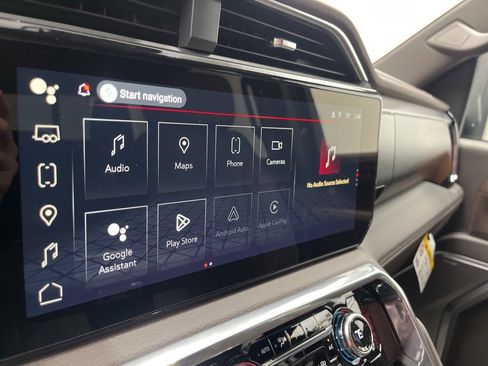 New 2026 GMC Sierra 2500 Denali w/ Denali Reserve Package image 15