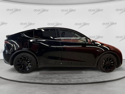 Used 2021 Tesla Model Y Long Range AWD/4WD image 8