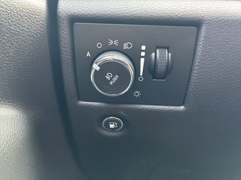 Used 2017 Jeep Grand Cherokee Trailhawk image 21