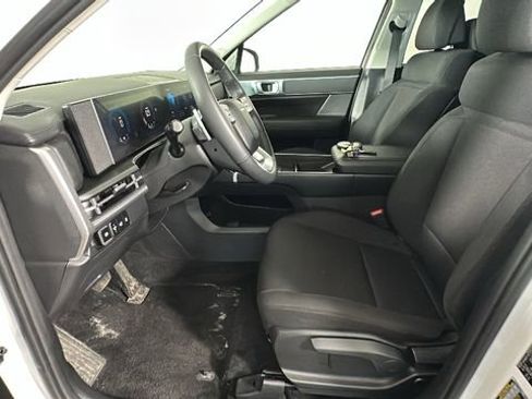 Used 2026 Hyundai Santa Fe SE AWD/4WD image 11